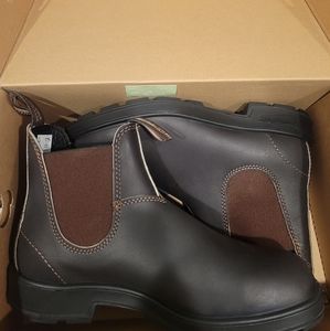 Brand new in box Blundstone Unisex Winter Boots